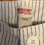 Junior’s Mossimo striped shorts size 7 White Photo 1