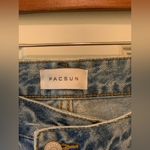 PacSun  Light Blue Straight Leg Women's 90’s Boyfriend Jeans.      Size-30 Photo 1