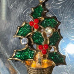 Avon / Brooch / Christmas / Holly Berry / Gold Tone / Vintage / EUC Red Photo 0