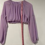 Le lis  Lavender Long Sleeve Crop Top Women’s Small Balloon Sleeve Elastic Hem Photo 3