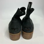 UGG  Darling‎ boots black leather ankle boots trendy women’s size 10 Photo 4