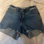 Abercrombie & Fitch Abercrombie Mom Shorts Photo 0