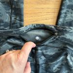 Lululemon Speed Up Mid Rise Legging Size 4 Camouflage Evergreen Camo Green Photo 7