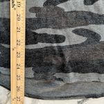 Lucky Brand  women’s camouflage cap sleeve t-shirt, size L EUC Photo 4