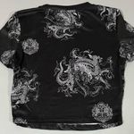Black Dragon Graphic Short Sleeve Crop Top T Photo 1