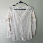 Old Navy  white blouse Photo 0