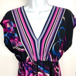 Bisou Bisou  mini dress cap sleeve V neck geo print. Size: 4 Photo 2