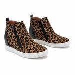 Le Sheelah Leopard Print Wedge Sneakers Hidden Zipper Ankle Boots Size 6 Brown Photo 5