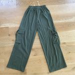 Pretty Little Thing  Khaki Elasticated Waist Wide Leg Cargo Pants in Green Photo 7