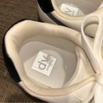 DV Dolce Vita Women's Voyage Sneaker Women’s 8 White Photo 6