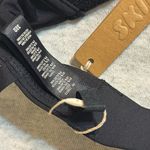 SKIMS  wireless form tshirt Demi bra in color onyx size 32D Photo 7