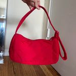 Baggu  red shoulder bag with adjustable straps Photo 1