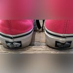 Vans  Men’s 6.5/Women’s‎ 8 Hot Pink Low Rise Sneakers Photo 4