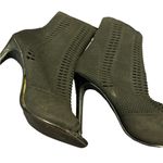 Steve Madden Black Candid Slip On
Knit Open Toe Bootie size 7.5 Photo 6