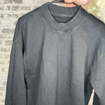 Vuori  | women black crewneck pullover Photo 0