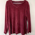 Red velvet boho style frayed edges v Photo 0