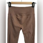 Lululemon  Brown High-Waisted Leggings 25” Photo 3