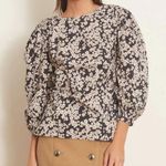 Merlette Carslile floral Photo 0