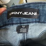 DKNY  women’s shorts size 12 Photo 1