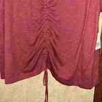 a.n.a NWT 2X athletic athleisure v neck tee rouching in the front adjustable crop Photo 2