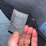 Torrid long shell skinny premium stretch jeans Size 16 Short Like new Retailed $100 Smoke Free Dog Friednly home Photo 3