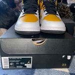 Jordan 1 Mid Photo 4