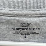 Vineyard Vines EUC Crewneck "Vintage Logo" Sweatshirt Grey Blue Size Small Photo 3