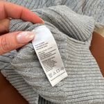 IZOD  Gray Cable Knit Pullover Crew Neck Long Sleeve Sweater Size Small Photo 9