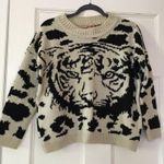 36.5 Tiger Sweater Photo 0