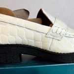 Aerosoles Women's Ulla Loafer, White Croco Leather comfy casual classic outdoor Photo 1