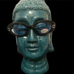 NWOT black oval sunnies with little rhinestone hearts UV 400 Black Photo 2