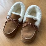 Earth Origins  Womens Wilder Slip On Moccasins, Tan, Size 8 Photo 0
