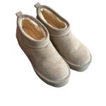 BEARPAW Size 9 Retro Super Shorty Platform Bootie Mushroom Beige Fur Lined Suede Photo 1