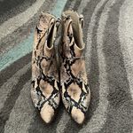 Gibson Latimer  Boots Photo 1