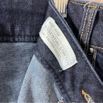 Lane Bryant  Mid-rise Essential Stretch Denim Shorts Size 28 Photo 3