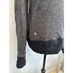 Lululemon Women's Size 10 Base Runner 1/2 Zip Pullover Coco‎ Pique Black White Photo 2
