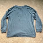 Orvis  Women’s Sage Green V-neck Sweatshirt - Size M - GUC - Stretch Photo 1