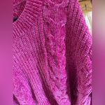 Cocovive Women's Pink
Cable Knit Crop Top Sweater Size L Long Sleeves Winter Pink Size L Photo 5