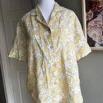 Uniqlo Yellow Floral Button-Up Top Linen Blend Feminine Beachy Tropical Photo 2