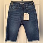 Black Pearl Denim Los Angeles Women’s Vintage Dark Blue Bermuda Shorts Size 3 Photo 1