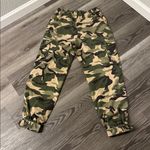 Forever 21   Camouflage Cargo Pants Photo 4