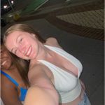 SheIn Low cut halter top Photo 2