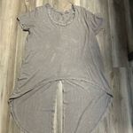 Project Social T  Size Large pit to pit is 18, high is 22, low is 35 Photo 3