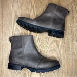Sorel  Emelie III Waterproof Back Zip Leather Chelsea Boots Rain Women’s Size 7 Photo 6