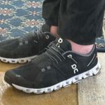 On Cloud Black Athletic Shoes with Unique Cushioning Size 9 Photo 7