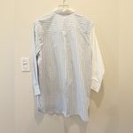 PRINTFRESH Everyday Button Down in Weekend Stripes Blue Skies S/M White Photo 4
