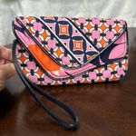 Vera Bradley Retired Loves Me Wristlet Photo 0