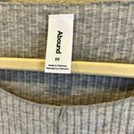 Abound  Womens‎ Size 2X Grey Long Sleeve Exposed Hem Cropped Top Photo 1