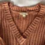 Fashion On Earth Coral  knit sweater. Photo 2