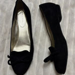 Elie Tahari  Black Flats with Bow Detail Sz 7 Photo 0